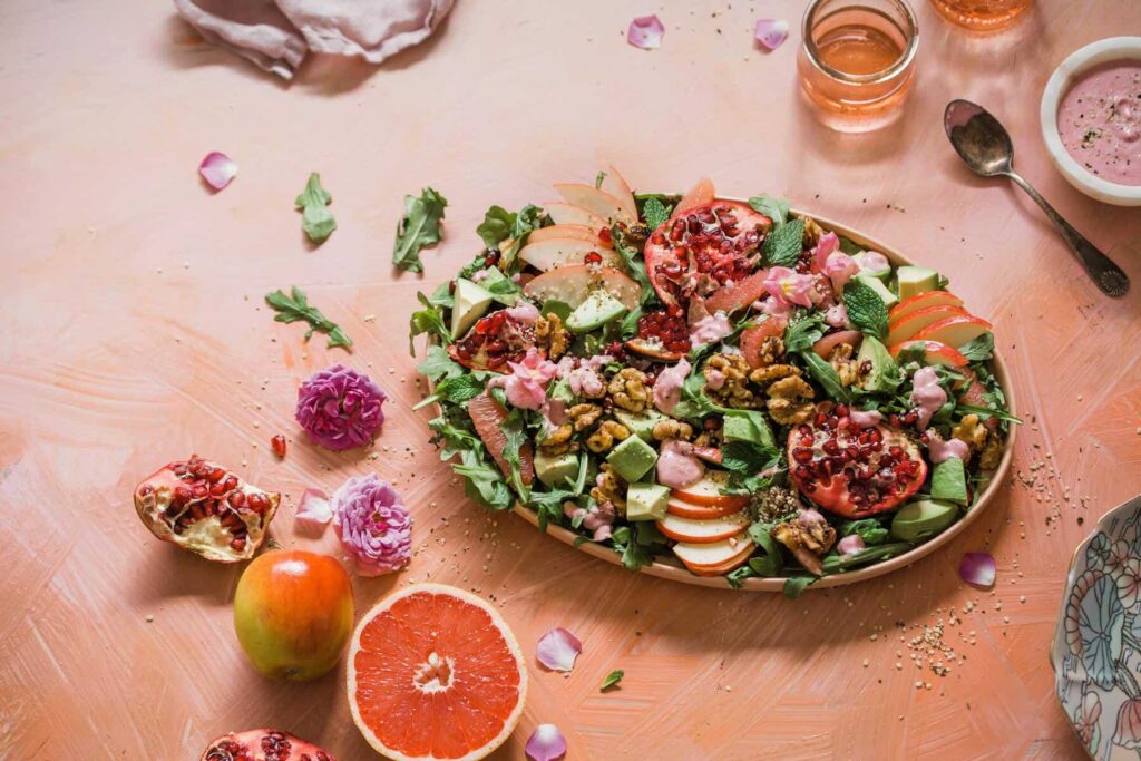 Easy Lunch Salads brooke lark 6xwd2lzgpji unsplash min